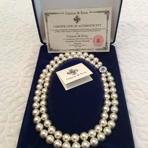 Pearl necklace